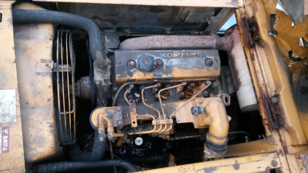 ขายแมคโครPC60-3 พร้อมใช้งานโซ่เต็มเพิ่งเปลี่ยน มาลองขับดูครับ ขาย 239000 บาท