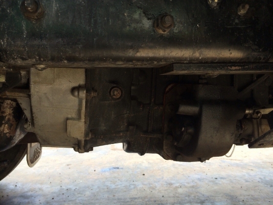 ขายด่วนสิบล้อดั้ม 195 เพลาเดียว ปี40 FVM33-Txxxxx ยางดี แอร์เย็น จัดแนนซ์ได้ ดอกเบี้ยถูก