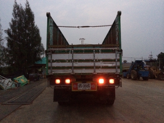 ขายด่วนสิบล้อดั้ม 195 เพลาเดียว ปี40 FVM33-Txxxxx ยางดี แอร์เย็น จัดแนนซ์ได้ ดอกเบี้ยถูก