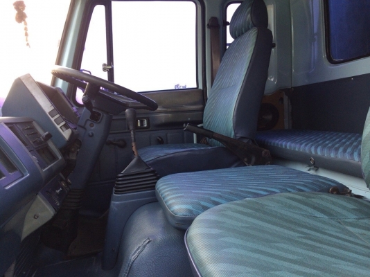 ขายด่วนสิบล้อดั้ม 195 เพลาเดียว ปี40 FVM33-Txxxxx ยางดี แอร์เย็น จัดแนนซ์ได้ ดอกเบี้ยถูก