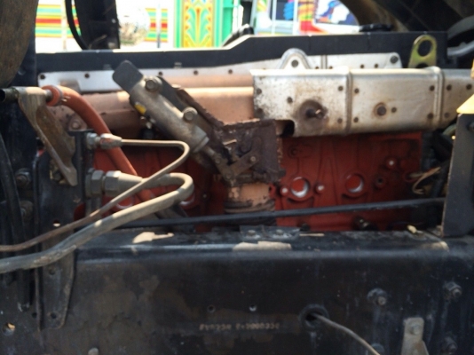 ขายด่วนสิบล้อดั้ม 195 เพลาเดียว ปี40 FVM33-Txxxxx ยางดี แอร์เย็น จัดแนนซ์ได้ ดอกเบี้ยถูก