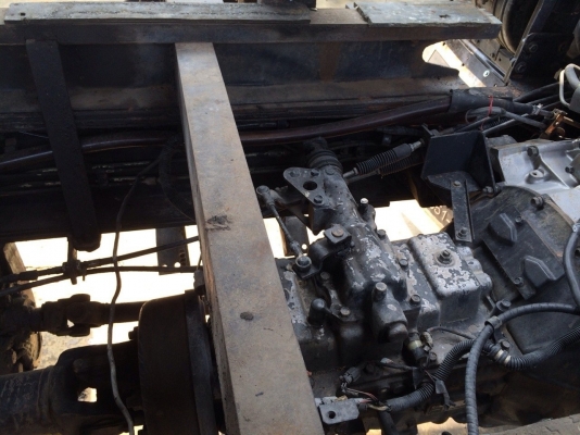 ขายด่วนสิบล้อดั้ม 195 เพลาเดียว ปี40 FVM33-Txxxxx ยางดี แอร์เย็น จัดแนนซ์ได้ ดอกเบี้ยถูก