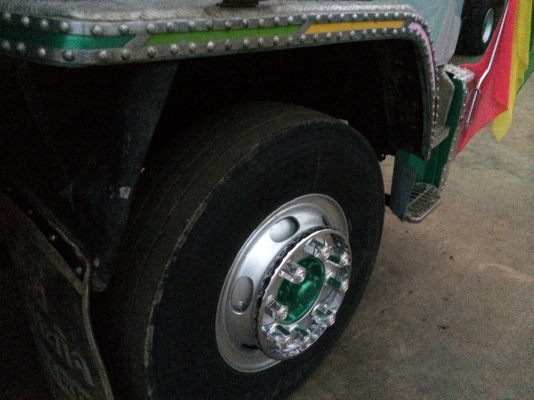 ขายด่วนสิบล้อดั้ม 195 เพลาเดียว ปี40 FVM33-Txxxxx ยางดี แอร์เย็น จัดแนนซ์ได้ ดอกเบี้ยถูก