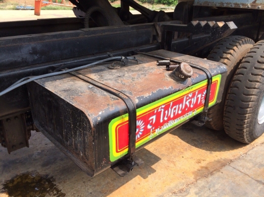 ขายด่วนสิบล้อดั้ม 195 เพลาเดียว ปี40 FVM33-Txxxxx ยางดี แอร์เย็น จัดแนนซ์ได้ ดอกเบี้ยถูก