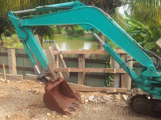 รถแบคโฮKOMATSU.. PC 30-7 รถแบคโฮKOMATSU.. PC 30-7