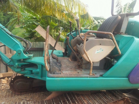 รถแบคโฮKOMATSU.. PC 30-7 รถแบคโฮKOMATSU.. PC 30-7