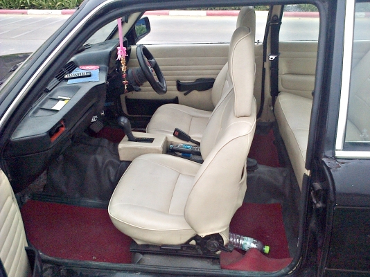 ขาย BMW 318 E21 2ประตู 65000 ซิ่งๆ วางเครื่องแล้ว