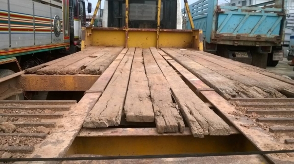 ขายเทนเลอร์ ไอ้หลง FN527M-A เครื่อง 6D16 195 แรงม้า เกียร์ 10 สปีด คัสซีสวยตลอดเส้น หางเหล็กบีมเจาะร้อยแข็งแรง ทะเบียนพร้อมโอนครับ