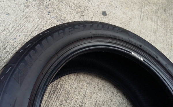 ยาง,205-50-16 Bridgestone RE002 ปี11 ดอกหนาหนึ่งเส้น 700