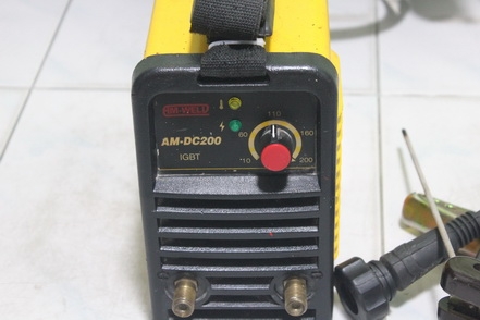 ตู้เชื่อมอินเวอร์เตอร์ AM-WELD ขนาดถึง 200 แอมป์ ขนาดกะทัดรัด น้ำหนักเบาพร้อมใช้งานครับ