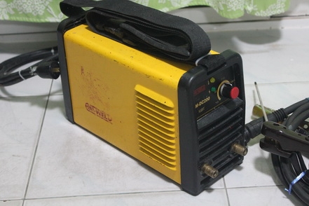 ตู้เชื่อมอินเวอร์เตอร์ AM-WELD ขนาดถึง 200 แอมป์ ขนาดกะทัดรัด น้ำหนักเบาพร้อมใช้งานครับ