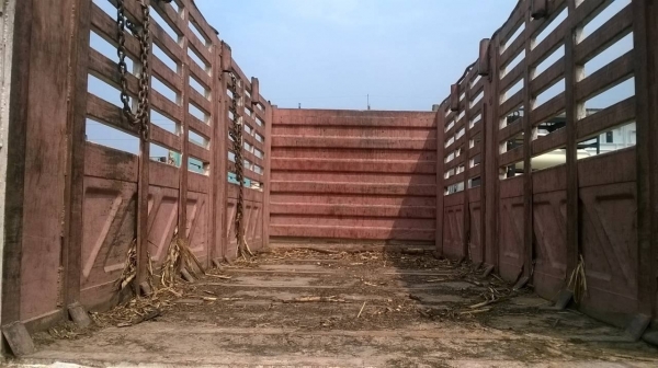 ขาย 10 ล้อ NISSAN CWM430M มีระบบลากพ่วง คัสซีสวยตลอดเส้น เครื่อง PE6 เทอร์โบ 290 แรงม้า เกียร์เดิม กระบะสวย ทะเบียนพร้อมโอนครับ