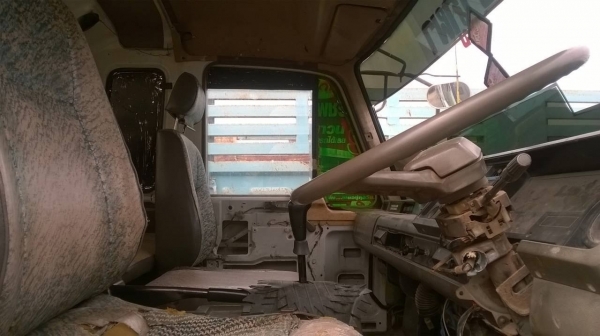 ขาย 10 ล้อ NISSAN CWM430M มีระบบลากพ่วง คัสซีสวยตลอดเส้น เครื่อง PE6 เทอร์โบ 290 แรงม้า เกียร์เดิม กระบะสวย ทะเบียนพร้อมโอนครับ