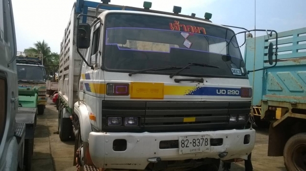 ขาย 10 ล้อ NISSAN CWM430M มีระบบลากพ่วง คัสซีสวยตลอดเส้น เครื่อง PE6 เทอร์โบ 290 แรงม้า เกียร์เดิม กระบะสวย ทะเบียนพร้อมโอนครับ