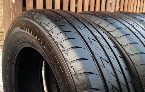 ยาง,195-65-15 Bridgestone Ecopia EP200 ปี14 สี่เส้น 4,700 ยาง,195-65-15 Bridgestone Ecopia EP200 ปี14 สี่เส้น 4,700