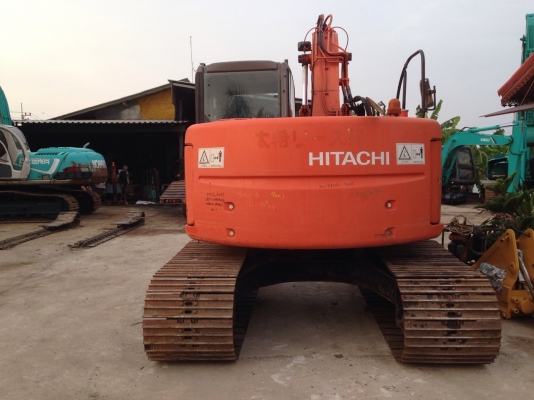 ขายด่วน Hitachi ZX135US นำเข้าจากญี่ปุ่น สภาพสวย พร้อมใช้งาน