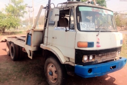 MITSUBISHI FUSO FN215K 260 HP EK100 สิบล้อเพลาเดียว เทรลเลอร์ท้ายลาดขึ้นรถแบ็คโฮร PC 200 รถสภาพดีมากครับพร้อมใช้งานได้เลย เครื่องยนต์ 260 แรงลงเล่มครบพร้อมเครื่องแรงดีมากไม่มีเยิ้ม หัวเก๋งสวยไม่ผุภายในเก๋งคอนโซลครบพร้อม พวงมาลัยเพาเวอร์ ระบบเบรคทริ๊ปฟี้คร