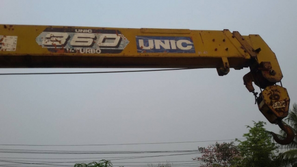 นิสสันUD.2เพลา.เครื่องPE6-275โบว์.ติดเครนยูนิค3ตัน3ปลอก2ชักท้องV.รวมเครน7,20เมตร.ราคา.680,000..