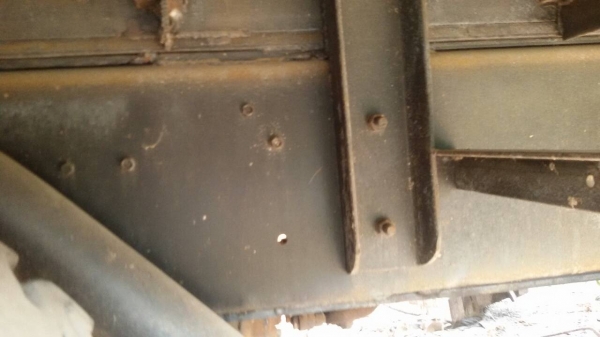 นิสสันUD.2เพลา.เครื่องPE6-275โบว์.ติดเครนยูนิค3ตัน3ปลอก2ชักท้องV.รวมเครน7,20เมตร.ราคา.680,000..