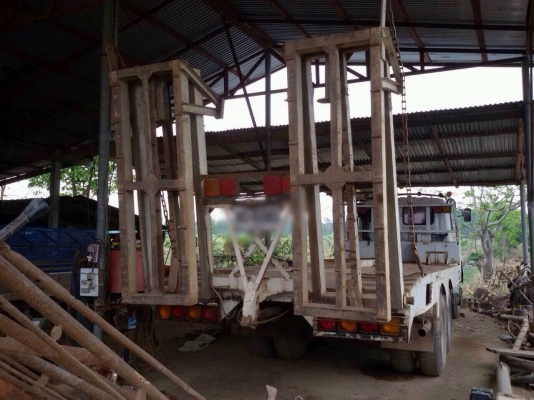 ขายรถเทเลอร์สิบล้อ Hino sumo 227 เครื่อง 220 แรง 2 เพลา แชสซีสวยไม่มีผุ ทะเบียนพร้อม