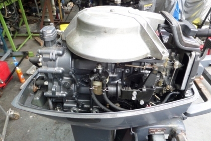 ขาย เครื่องเรือYAMAHA 25 แรง  เครื่องติดง่ายเดินดี ( หางผุ ต้องซ่อมหน่อยครับ ) นำเข้าจากญี่ปุ่น  23,500
