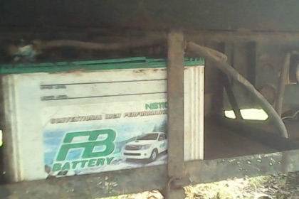 ISUZU TX 145 HP 6BB1 รถบรรทุกหกล้อใหญ่ ติดเครน TADANO 3 ตัน 3 ปลอก กระบะพื้นเหล็กพื้นเรียบความยาว 5 เมตรสภาพสวย เครื่องยนต์แรงดีเดิมๆไม่มีเยิ้มครับ หัวเก๋งร็อกกี้อย่างสวยไม่ผุลงเล่มครบพร้อม ภายในเก๋งคอนโซลสวยครบ ช่วงล่างแน่นคัชซีไม่มีบวมครับ ยาง 9.00 ขอบ