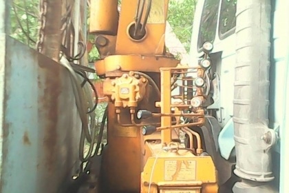 ISUZU TX 145 HP 6BB1 รถบรรทุกหกล้อใหญ่ ติดเครน TADANO 3 ตัน 3 ปลอก กระบะพื้นเหล็กพื้นเรียบความยาว 5 เมตรสภาพสวย เครื่องยนต์แรงดีเดิมๆไม่มีเยิ้มครับ หัวเก๋งร็อกกี้อย่างสวยไม่ผุลงเล่มครบพร้อม ภายในเก๋งคอนโซลสวยครบ ช่วงล่างแน่นคัชซีไม่มีบวมครับ ยาง 9.00 ขอบ