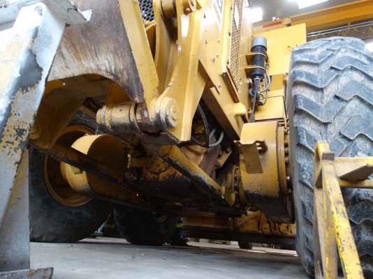 นำเข้าเครื่องจักรกลหนักมือ 2 จากต่างประเทศ Tel.098-858-5524 สามภพ ครับ