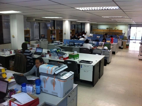 นำเข้าเครื่องจักรกลหนักมือ 2 จากต่างประเทศ Tel.098-858-5524 สามภพ ครับ