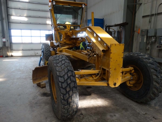 นำเข้าเครื่องจักรกลหนักมือ 2 จากต่างประเทศ Tel.098-858-5524 สามภพ ครับ