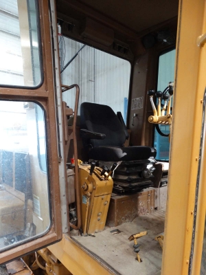 รถเกรดCAT 140G #72V*****  22,200ชม. ปี 1993  Rear Ripper Tel : 098-858-5524 สามภพ ครับ