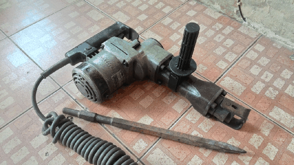 ขายเครื่องสะกัดคอนกรีด MAKITA HM1201 แท้100\%