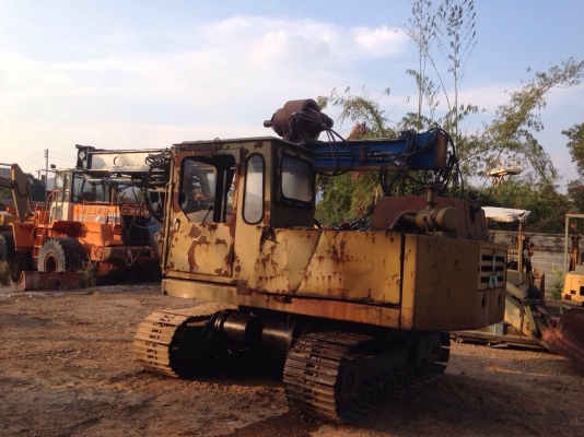 รถเจาะบาดาล ตีนตะขาบ ของญี่ปุ่นนะ