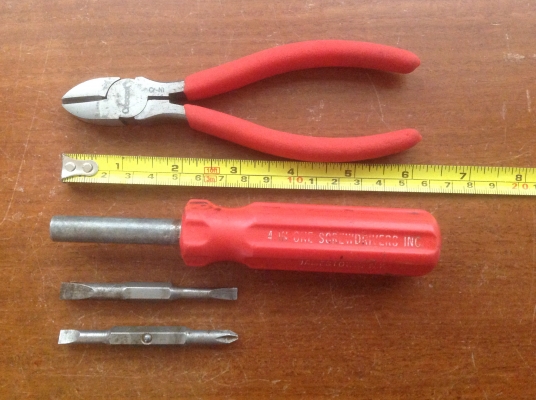 ขายไขควง 4 in 1 JAMESTOWN,NY คู่ คีมตัด CRESCENT ขายไขควง 4 in 1 JAMESTOWN,NY คู่ คีมตัด CRESCENT