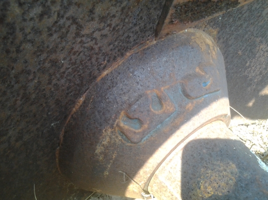 ขายตามสภาพพาน6ใบ26นิ้วยีห้อPTติดกับรถไถฟอดร์