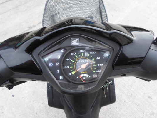 ยังไงก็ขาย wave 110i ปี53 สภาพสวยๆ รถบ้านเดิมๆ เอกสารชุดโอนครบ รับประกันการโอน