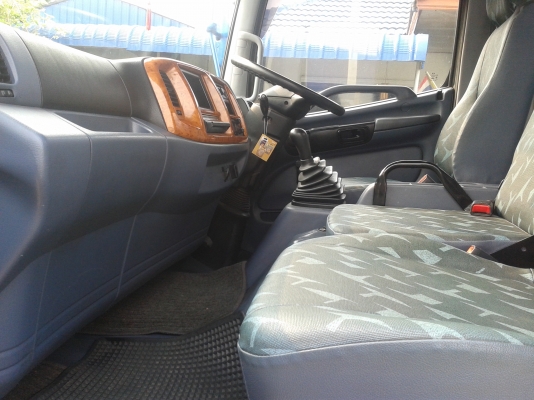 HINO  MEGA  FC  พร้อมมิเตอร์หัวจ่าย  สภาพสวย  พร้อมใช้งานครับ