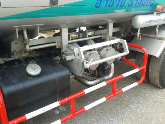 HINO  MEGA  FC  พร้อมมิเตอร์หัวจ่าย  สภาพสวย  พร้อมใช้งานครับ