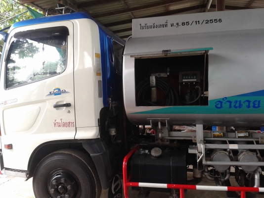 HINO  MEGA  FC  พร้อมมิเตอร์หัวจ่าย  สภาพสวย  พร้อมใช้งานครับ