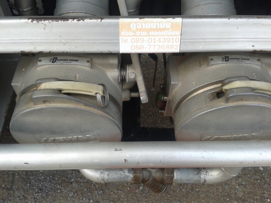 HINO  MEGA  FC  พร้อมมิเตอร์หัวจ่าย  สภาพสวย  พร้อมใช้งานครับ