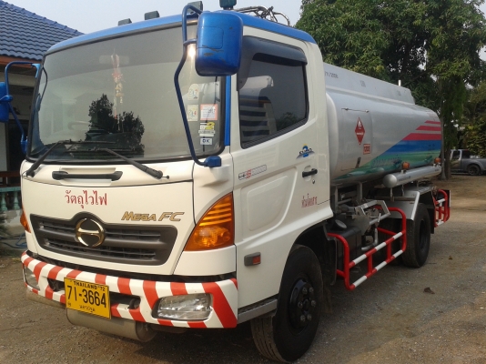 HINO  MEGA  FC  พร้อมมิเตอร์หัวจ่าย  สภาพสวย  พร้อมใช้งานครับ