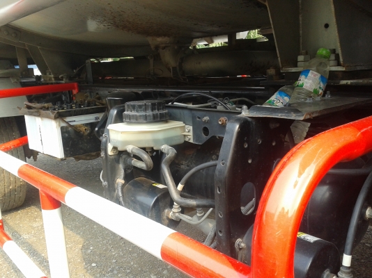 HINO  MEGA  FC  พร้อมมิเตอร์หัวจ่าย  สภาพสวย  พร้อมใช้งานครับ