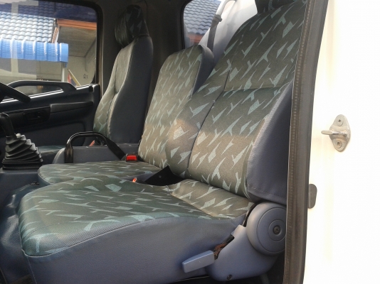 HINO  MEGA  FC  พร้อมมิเตอร์หัวจ่าย  สภาพสวย  พร้อมใช้งานครับ