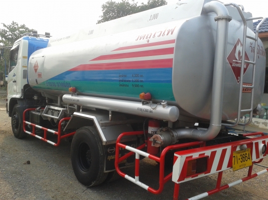 HINO  MEGA  FC  พร้อมมิเตอร์หัวจ่าย  สภาพสวย  พร้อมใช้งานครับ