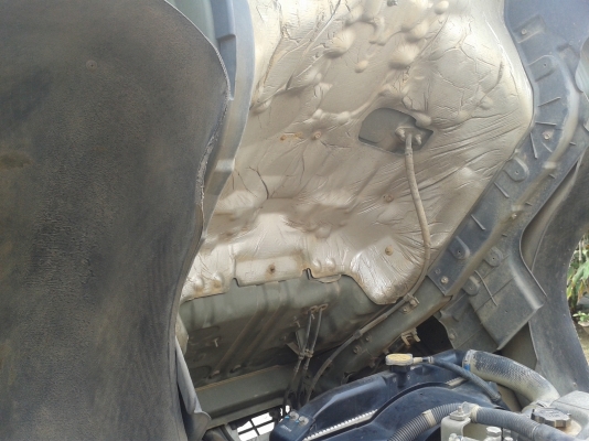 HINO  MEGA  FC  พร้อมมิเตอร์หัวจ่าย  สภาพสวย  พร้อมใช้งานครับ