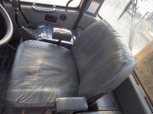 ขายรถตัก KOMATSU WR11-3 ขายรถตัก KOMATSU WR11-3