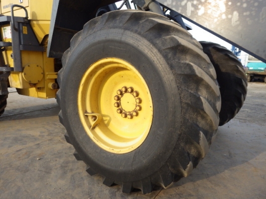 ขายรถตัก KOMATSU WR11-3 ขายรถตัก KOMATSU WR11-3