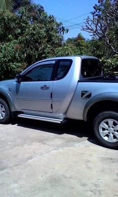 Mitsubishi Triton ปี 11  (รถหลุดจำนำ)