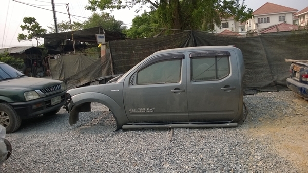 ขายหัวเก๋ง navara 4ประตู แผงหน้าปัด เบาะ ภายในครบๆ