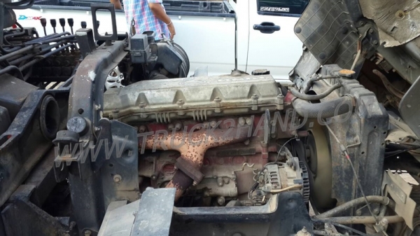 รถบรรทุก 6 ล้อติดเฮี้ยบ HINO  FC ติดเฮี้ยบ 3 ตัน ปีจดทะเบียน 2540  140 แรงม้า